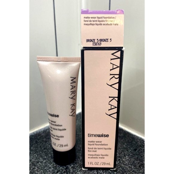 Mary Kay Makeup New Mary Kay Timewise Matte Wear Liquid Foundation